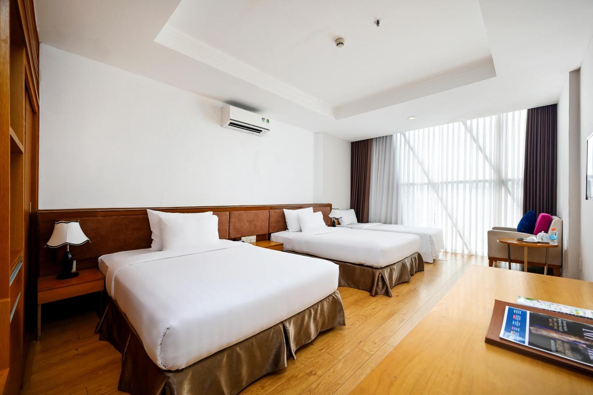 Ttc Hotel Deluxe Airport Хошимін Екстер'єр фото