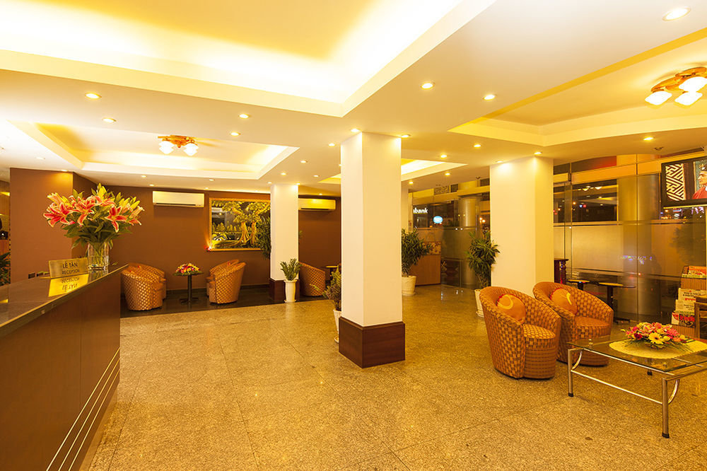 Ttc Hotel Deluxe Airport Хошимін Екстер'єр фото