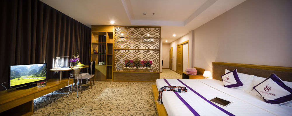 Ttc Hotel Deluxe Airport Хошимін Екстер'єр фото